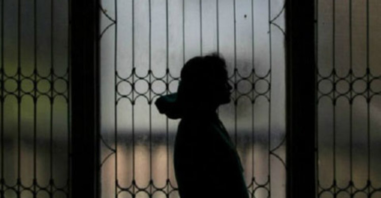 ধর্ষণ চেষ্টার বিচার না পেলে আত্মহত্যার হুমকি শিক্ষিকার