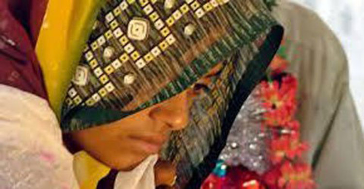 গৃহবধূর হিল্লা বিয়ে, সেই মাদরাসা শিক্ষক আটক