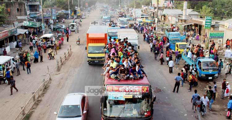 ঢাকা-টাঙ্গাইল মহাসড়কে যানবাহনের চাপ