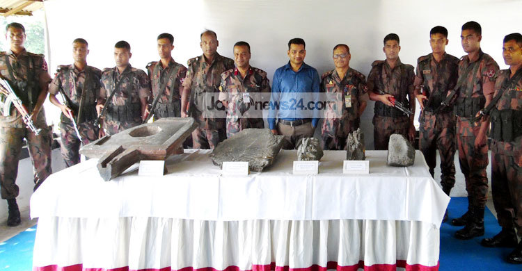 ঠাকুরগাঁওয়ে কোটি টাকার কষ্টিপাথর উদ্ধার