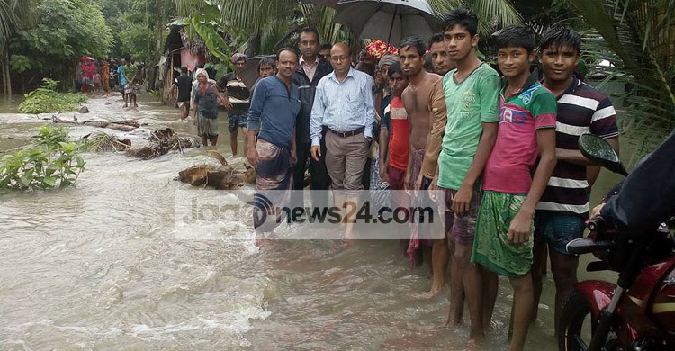 বেড়িবাঁধ ভেঙে বাগেরহাটের আরও ১০ গ্রাম প্লাবিত
