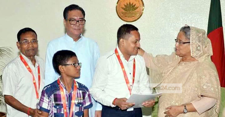 মায়ের দায়িত্ব পালন করেছেন প্রধানমন্ত্রী