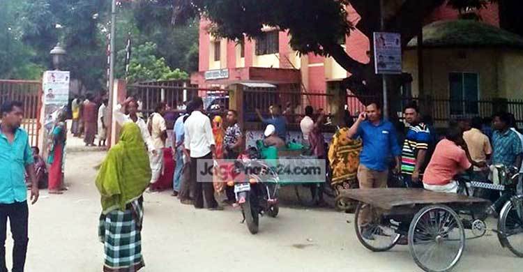 বিরলে পুলিশের সাঁড়াশি অভিযান, গ্রেফতার ৬৫