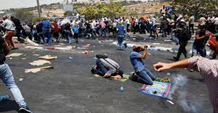 3 Palestinians shot dead as protests rage in Jerusalem