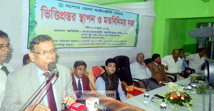 খসড়া নিয়ে এজলাসে বসে কথা বলার কিছু নেই : আইনমন্ত্রী