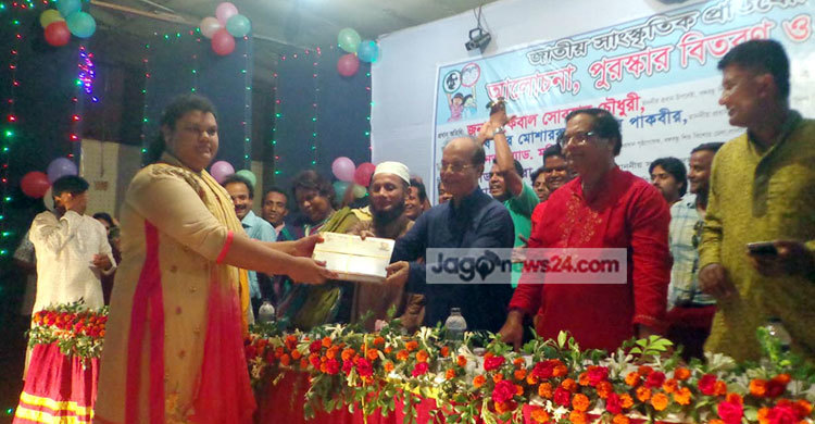 তথ্য প্রযুক্তি দিয়ে বিশ্ব জয় করবে শিশুরা : ইকবাল সোবহান