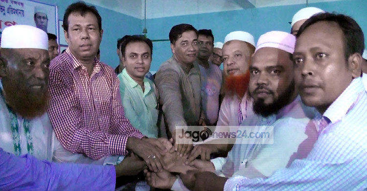 সোনাইমুড়ীতে ৫৮ এতিমখানায় চাল বিতরণ