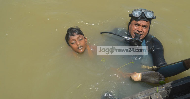 মহানন্দায় নৌকাডুবিতে দুই কিশোরের মৃত্যু