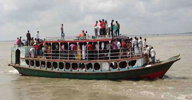 ২১ ঘণ্টা পর পাটুরিয়া-দৌলতদিয়া রুটে লঞ্চ চলাচল শুরু