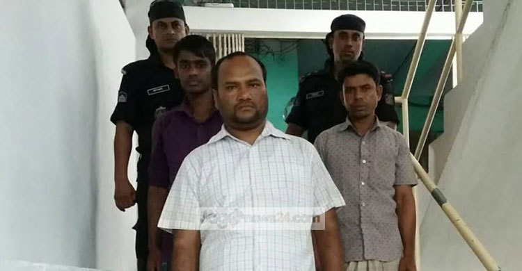 মহেশখালীতে অস্ত্র ও গুলিসহ ৩ জন গ্রেফতার