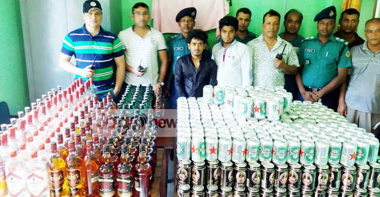 বরিশালে মদ বোঝাই কাভার্ডভ্যানসহ আটক ২