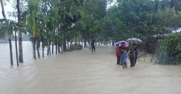 কক্সবাজারে বন্যায় ১১ জনের মৃত্যু