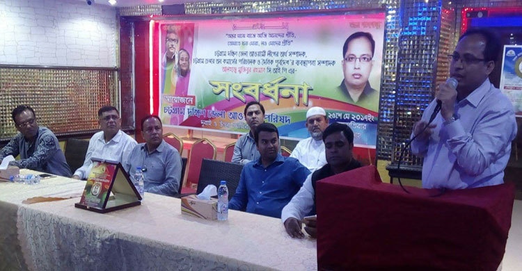 শারজায় সিআইপি মুজিবুর রহমানকে সংবর্ধনা