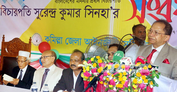 বাংলাদেশ ধর্ম নিয়ে বাড়াবাড়ি সহ্য করে না : প্রধান বিচারপতি