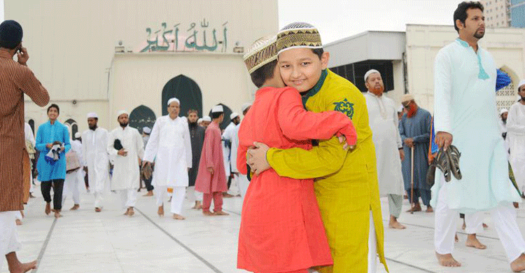 চলছে ঈদগাহে যাওয়ার প্রস্তুতি 