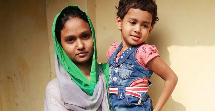 ফুলগাজিতে মা-মেয়ের প্রাণ নিল দুর্বৃত্তরা