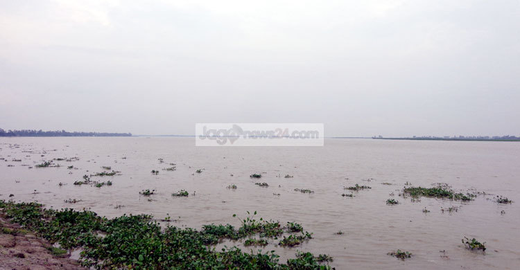 ব্রহ্মপুত্রের পানি বিপদসীমার ওপর দিয়ে প্রবাহিত