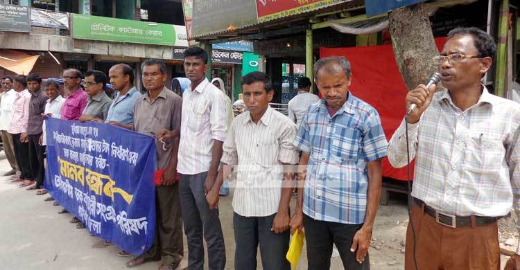 চাকরি জাতীয়করণসহ তিন দাবিতে স্মারকলিপি ডাক কর্মচারীদের