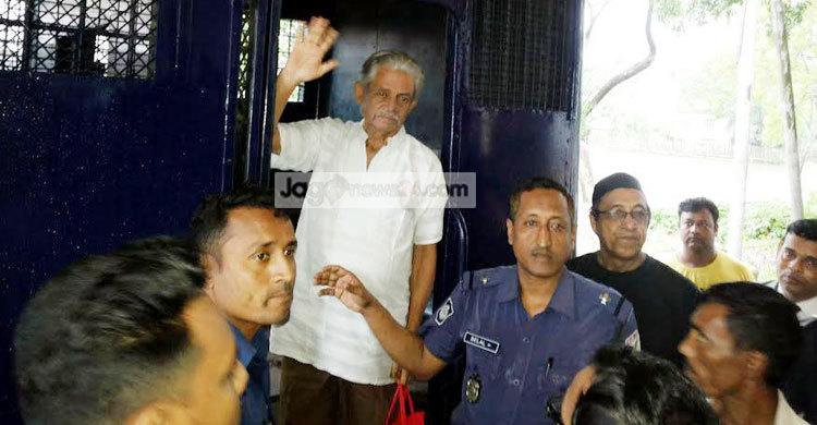 এমপির মনোনয়ন নিয়ে সংবাদ প্রকাশ করায় সাংবাদিক গ্রেফতার