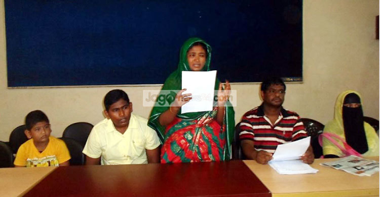 খেজুর খাওয়ানোর কথা বলে মাঠে নিয়ে সন্তানকে হত্যা