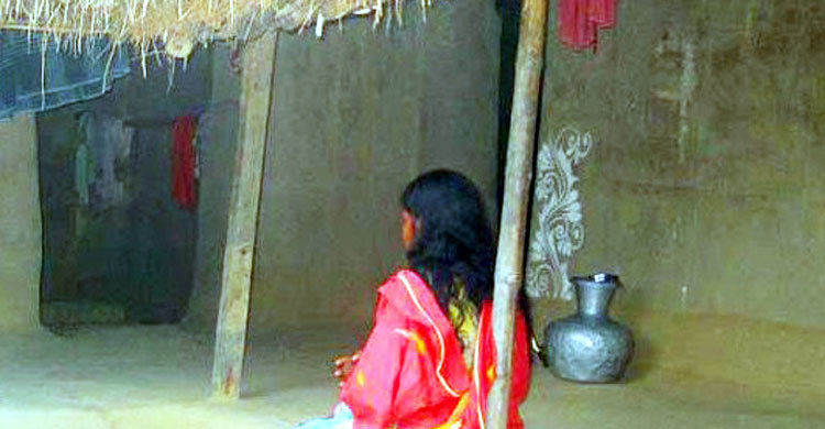 এবার প্রেমিকের বাড়িতে স্কুলছাত্রীর অনশন