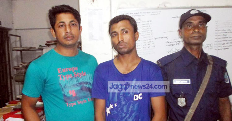 লক্ষ্মীপুরে ইয়াবাসহ ইউপি সচিব আটক