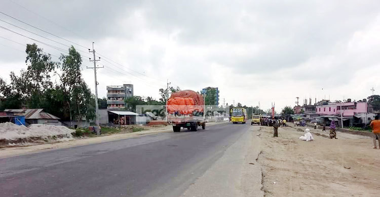 লেগুনা বন্ধে মির্জাপুরে দুর্ভোগে স্থানীয়রা