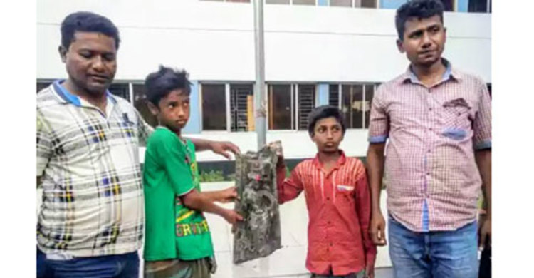 তাড়াশে কষ্টি পাথরের মূর্তি উদ্ধার