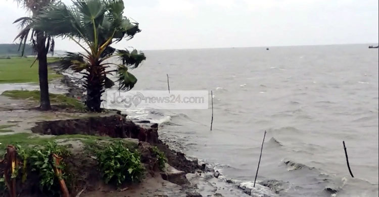 হাতিয়ার সঙ্গে নৌ-রুটে যোগাযোগ বন্ধ