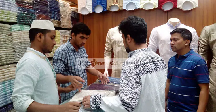 নতুন পাঞ্জাবির পসরাতেও জমেনি পীর ইয়ামেনী মার্কেট