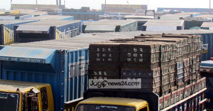 শিমুলিয়া ঘাটে ৫ শতাধিক যানবাহন আটকা