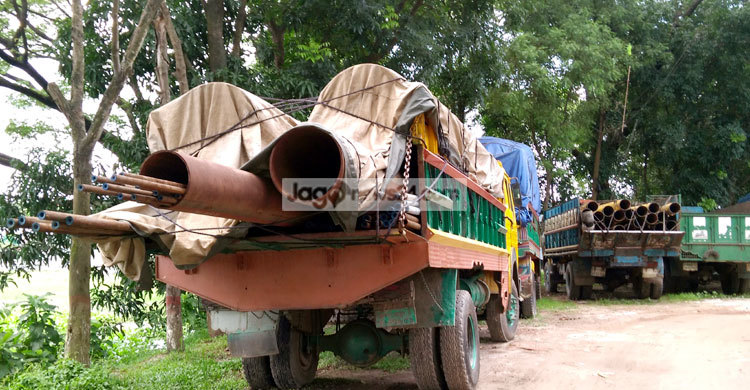 আশুগঞ্জ বিদ্যুৎকেন্দ্রের মালভর্তি ৩ ট্রাক আটক