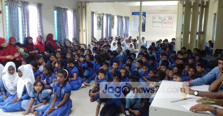 প্রাণ-আরএফএল পাবলিক স্কুলে কেরাত প্রতিযোগিতা