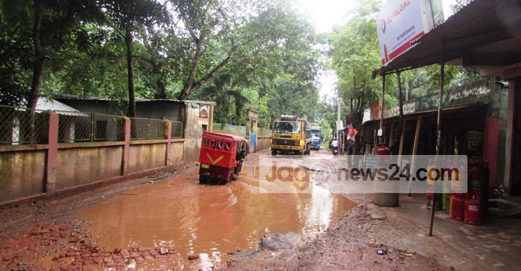 ২৯ কোটি ১৪ লাখ টাকা ব্যয় হলেও পাল্টায়নি কিছুই
