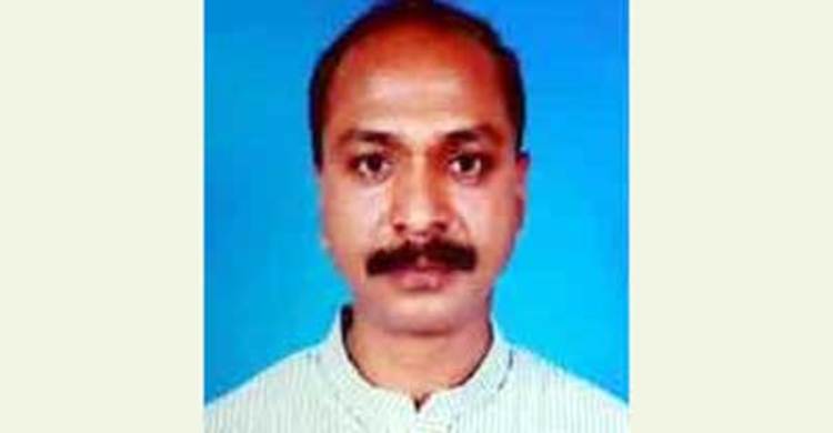 অফিসে ঢুকে সাব-রেজিস্ট্রারকে মারধর করলেন পৌর মেয়র