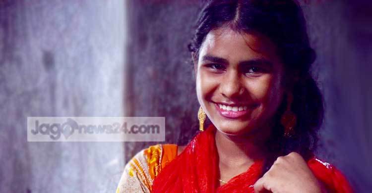 নিজের পায়ে দাঁড়াই তারপর বিয়ে