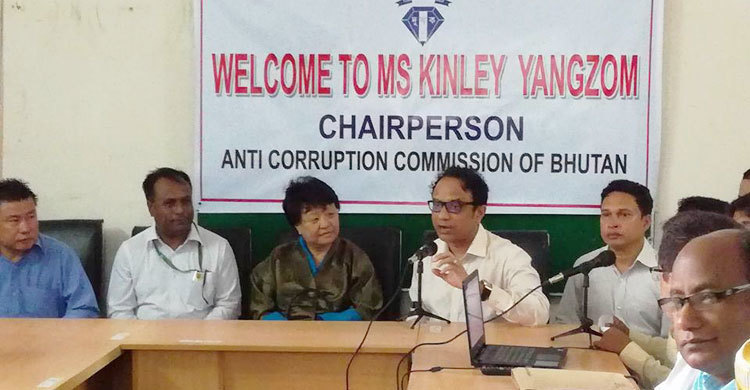 ‘দুর্নীতি দূর করতে পারলেই দেশ এগিয়ে যাবে’