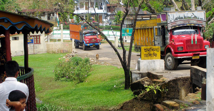বাংলাদেশ-ভারত বাণিজ্যে প্রধান বাধা ‘অবকাঠামো সমস্যা’