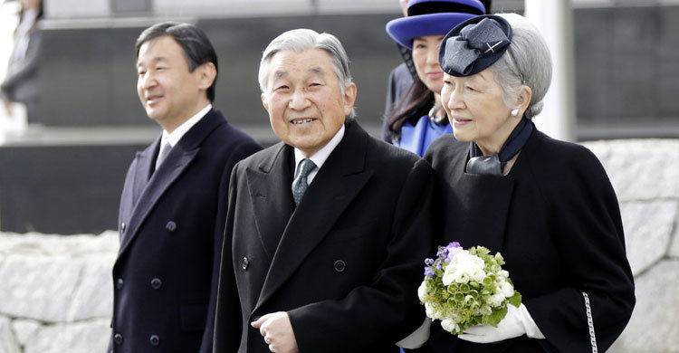 সিংহাসন ছাড়তে পারবেন জাপানের সম্রাট