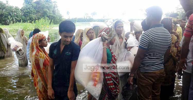 ত্রাণ নিয়ে চাঁদাবাজি, ইউপি সদস্যের স্বামী আটক