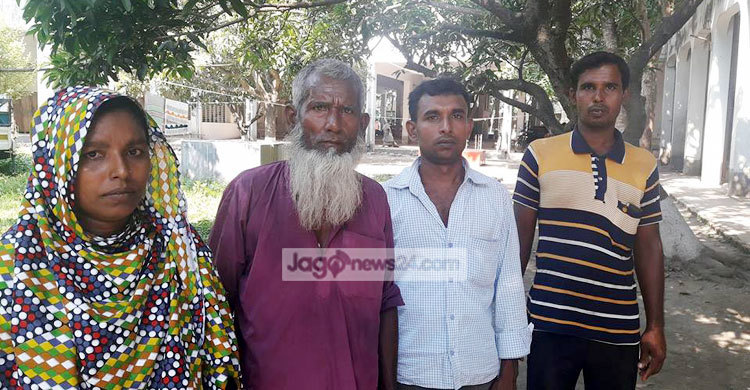 পুলিশের অত্যাচারে এক পরিবারের আত্মহত্যার ঘোষণা