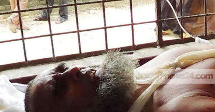 ছেলের দায়ের কোপে বাবা আহত