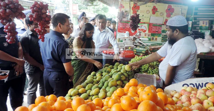 মুন্সিগঞ্জে রোজায় বাজার মনিটরিংয়ে ডিসি-এসপি