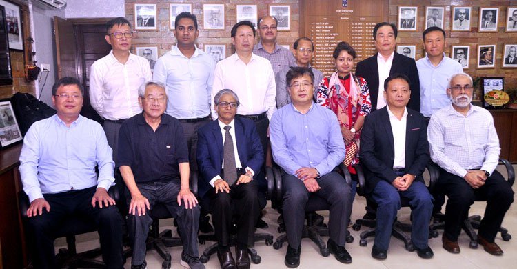 Chinese delegation meets DU VC