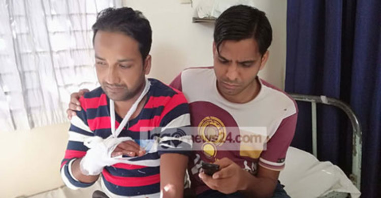 ম্যানেজারকে কুপিয়ে ১০ লাখ টাকা ছিনতাই