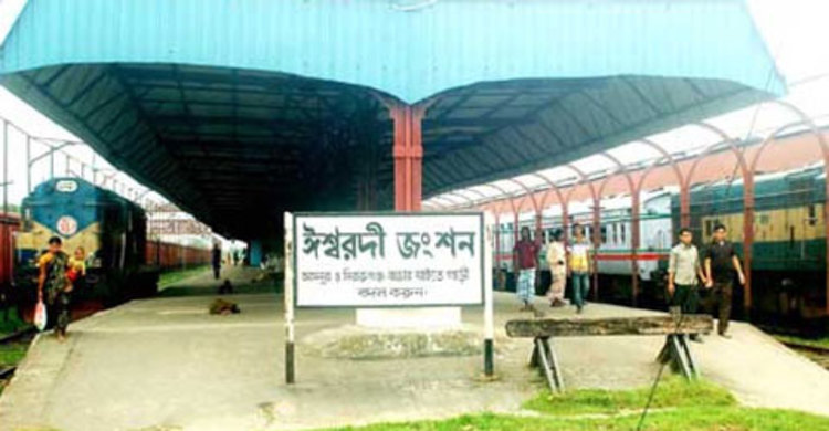 উত্তরাঞ্চলের ট্রেনের সিডিউল বিপর্যয়ে দুর্ভোগে যাত্রীরা