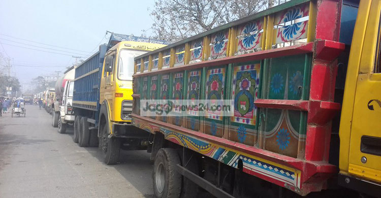 ঢাকা-নারায়ণগঞ্জ সড়কে ১৫ কিলোমিটার যানজট