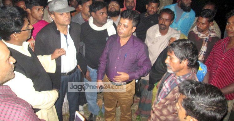 শিকলে বেঁধে রাখা সেই ইউনুসকে ঘরে তুলে দিল প্রশাসন