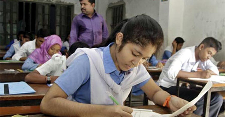 দিনাজপুরে গণিতে অনুপস্থিত ৩১৫৮, বহিষ্কার ৩