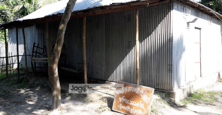 স্কুল নেই তবুও পিইসি পরীক্ষায় শিক্ষার্থীরা